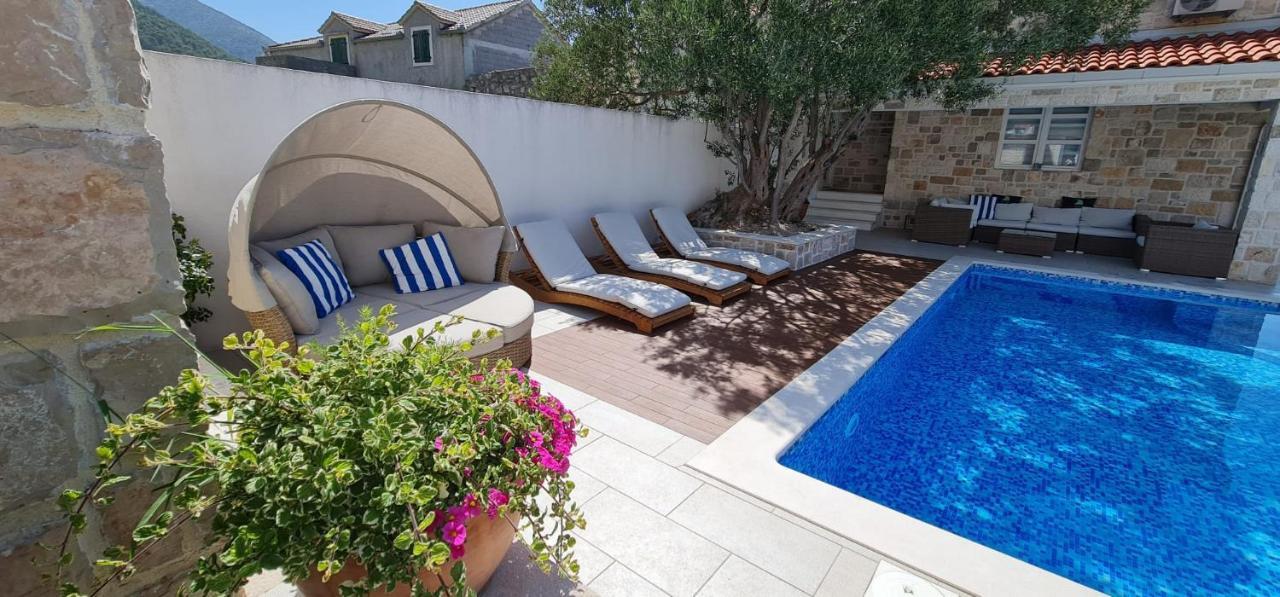 Apartments Lolita Бол Экстерьер фото